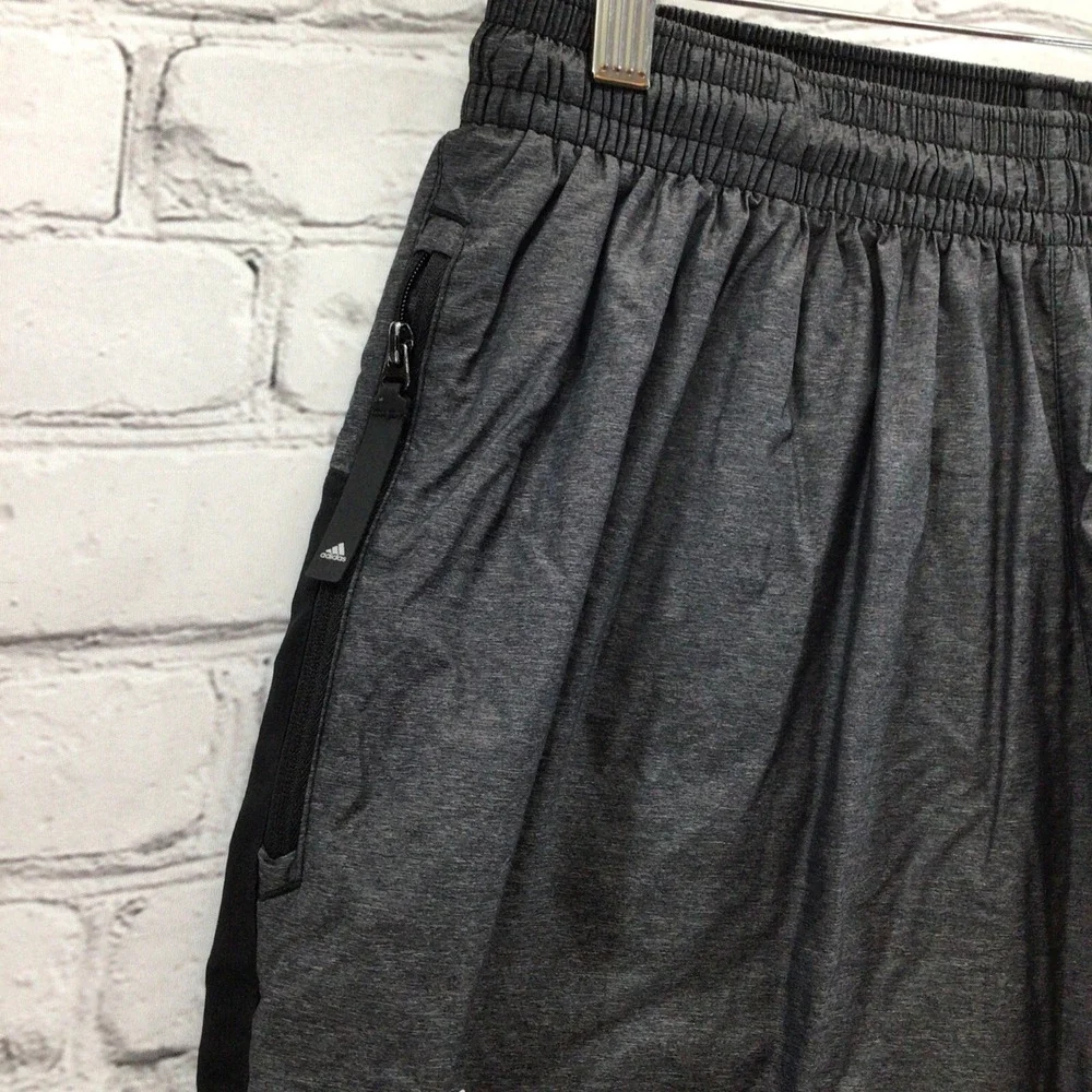 Adidas Athletic Pants Mens Sz M Med Black Zippered‎ Ankles and Pockets